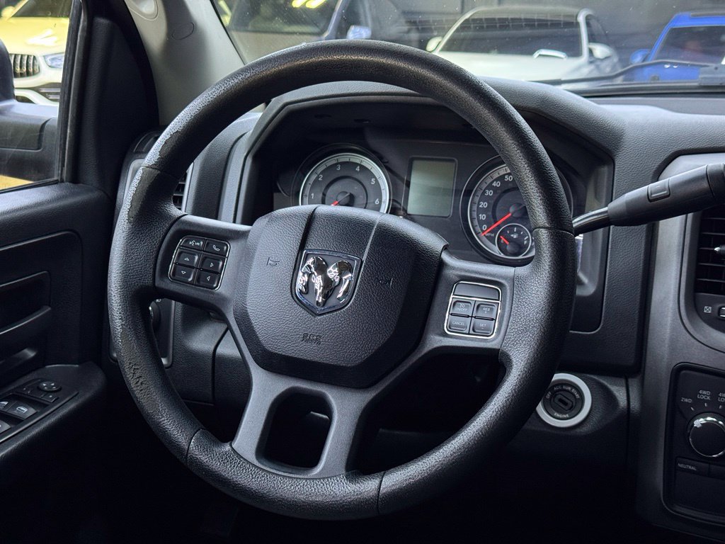 Used 2014 RAM 1500 Express w/ Black Ram 1500 Express Group AWD/4WD image 8