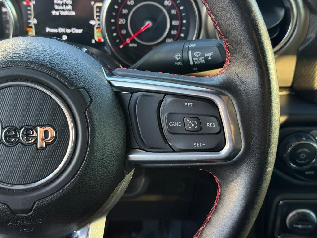 Used 2022 Jeep Gladiator Rubicon w/ LED Lighting Group image 17