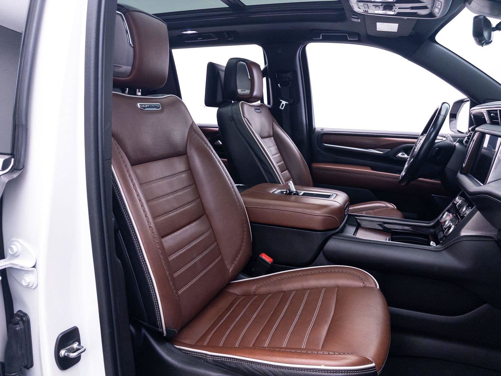 Used 2023 GMC Yukon Denali Ultimate AWD/4WD image 46