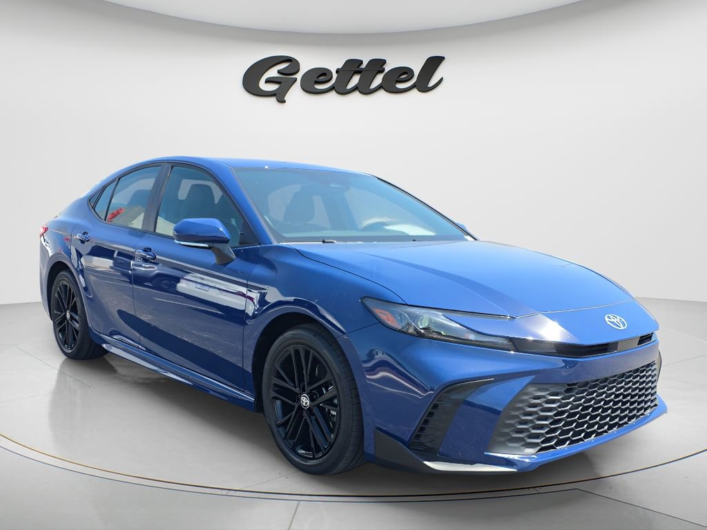 Used 2026 Toyota Camry SE FWD image 3