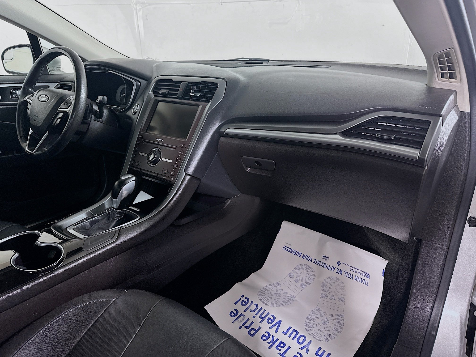 Used 2016 Ford Fusion Titanium FWD image 27