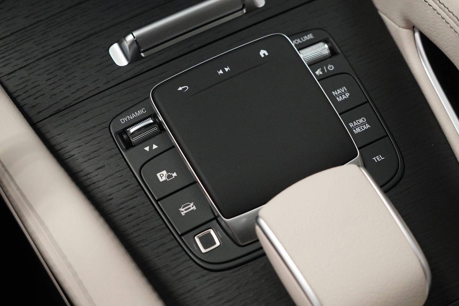 New 2026 Mercedes-Benz GLS 450 4MATIC image 30