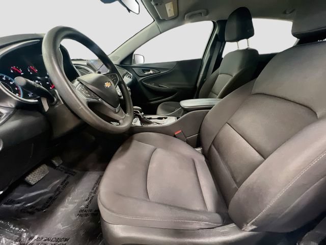 Used 2021 Chevrolet Malibu LT FWD image 21