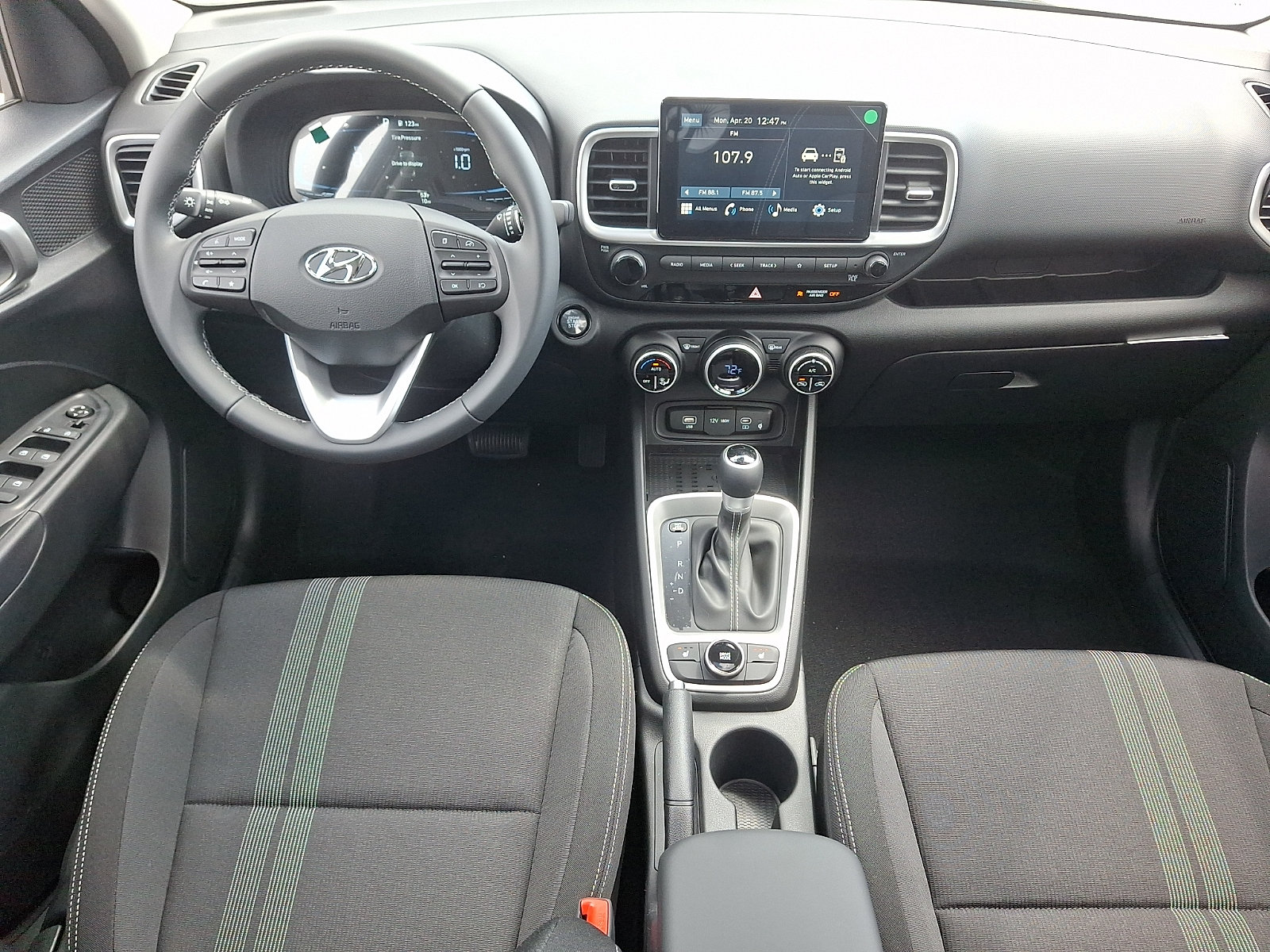 New 2026 Hyundai Venue SEL FWD image 10