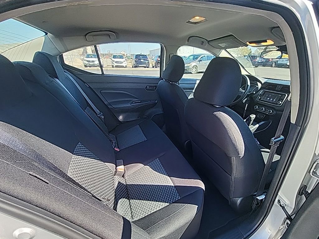 Used 2024 Nissan Versa S w/ Trunk Package image 28