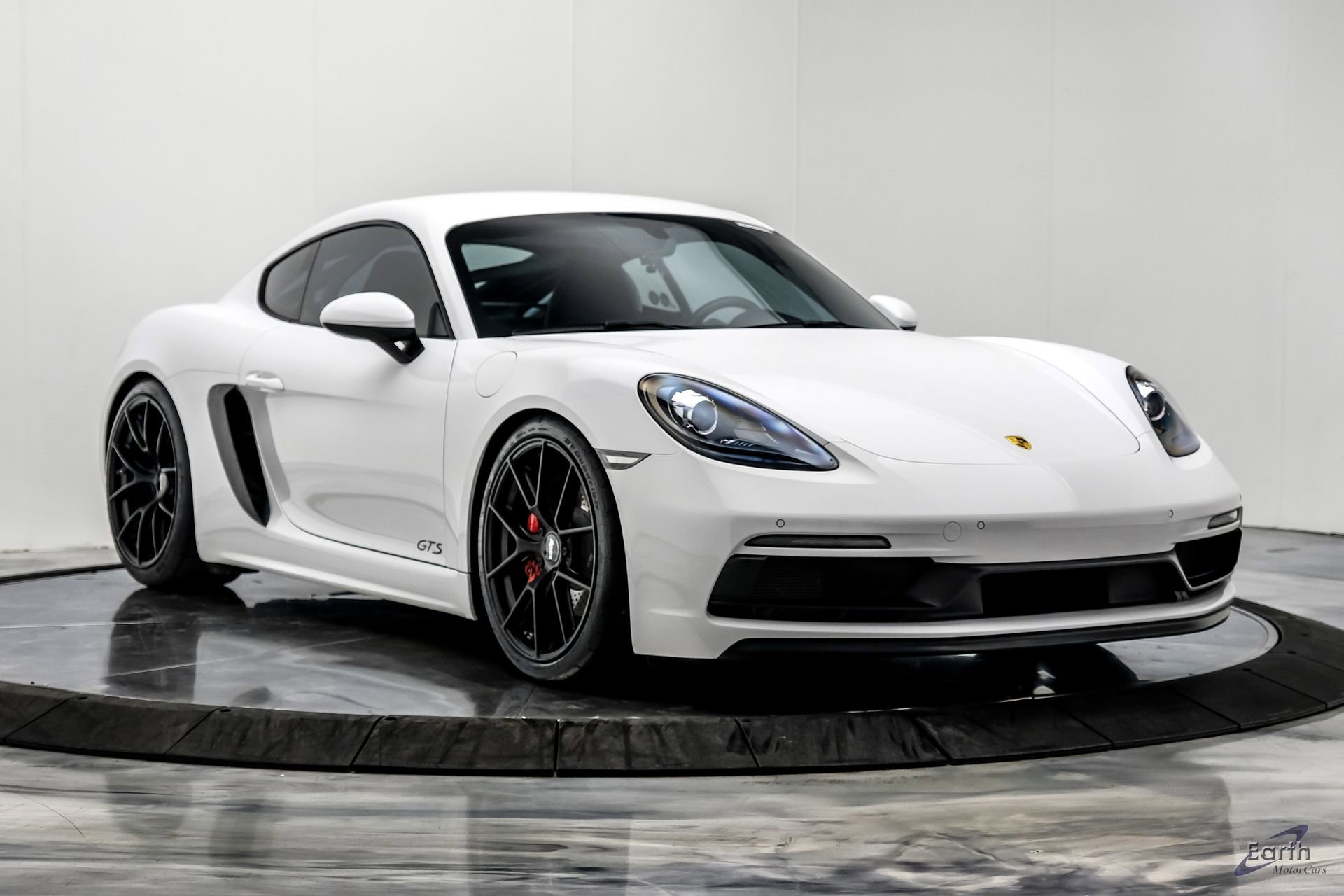 Used 2019 Porsche 718 Cayman GTS RWD image 26