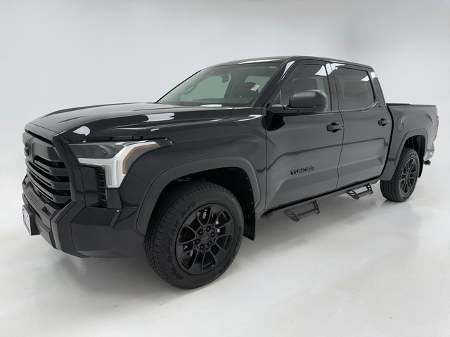 Used 2024 Toyota Tundra SR5 w/ SR5 Premium Package image 5