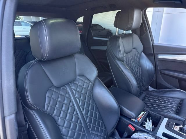 Used 2018 Audi SQ5 Premium Plus w/ S Sport Package AWD/4WD image 9