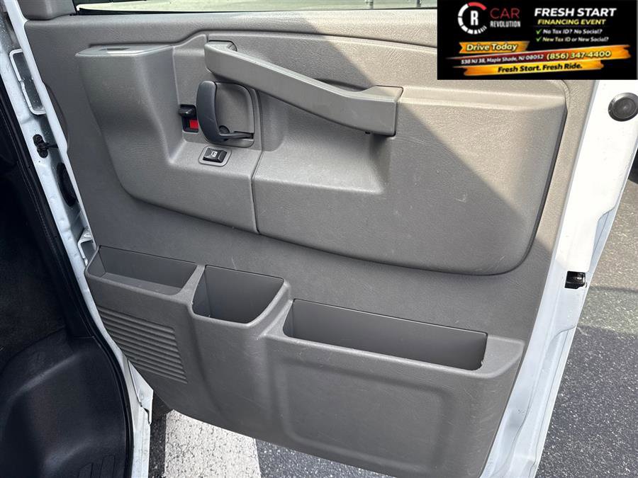 Used 2017 Chevrolet Express 3500 LT w/ LT Preferred Equipment Group image 38