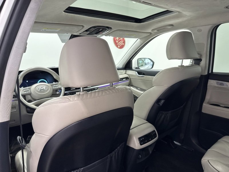 Used 2024 Hyundai Palisade Calligraphy image 22