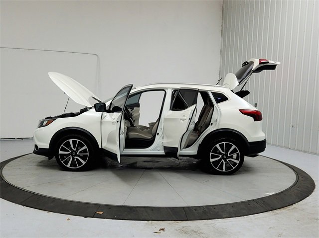 Used 2018 Nissan Rogue Sport SL image 12