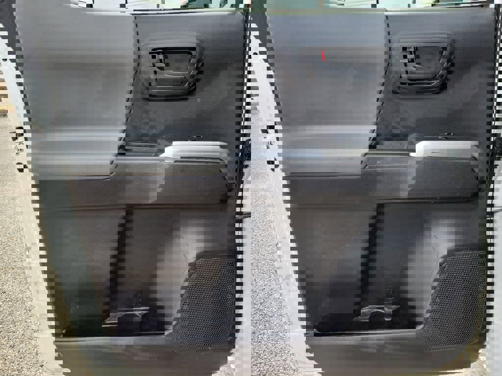 Used 2019 Toyota Tacoma SR5 image 11