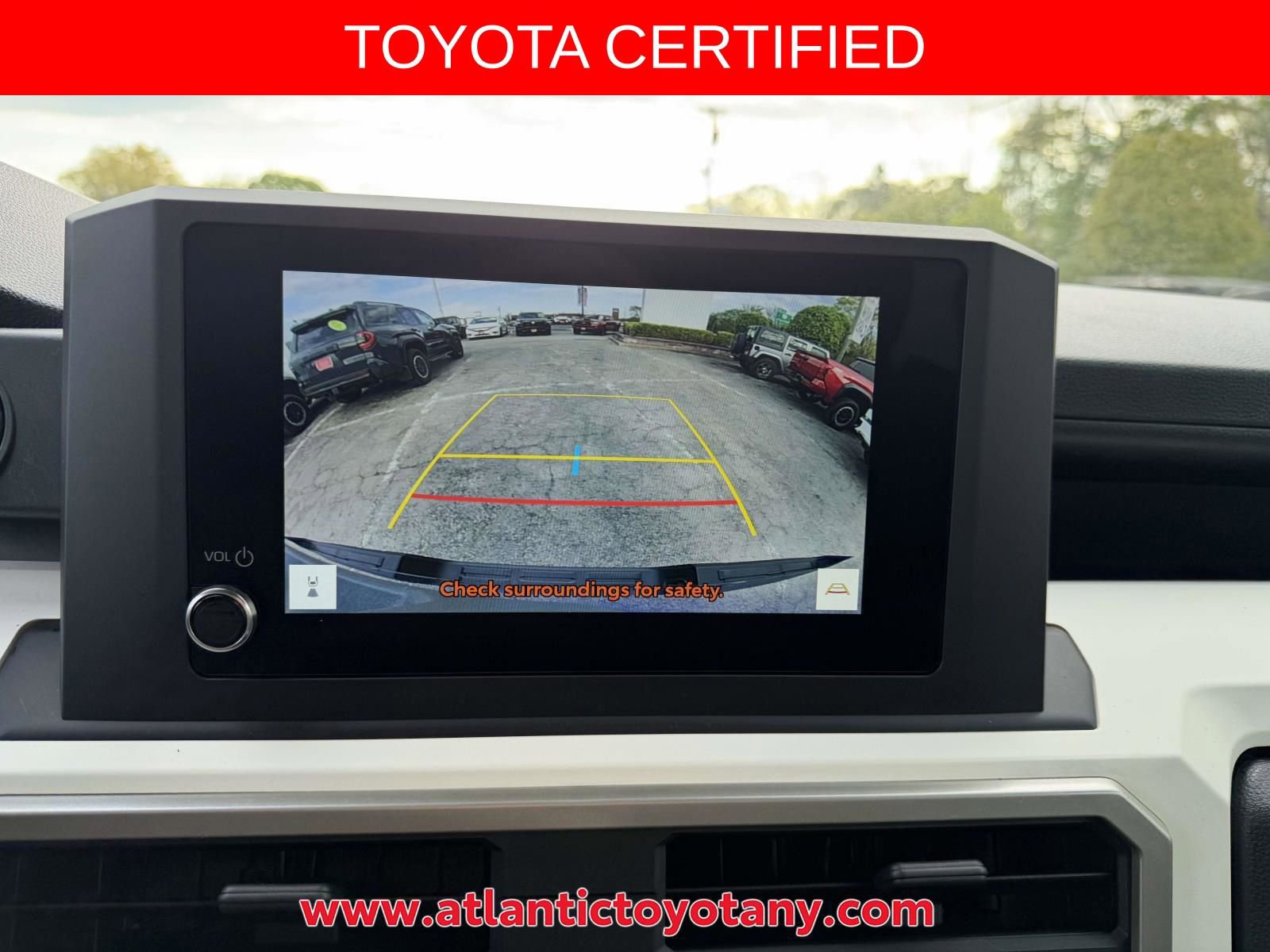 Certified 2024 Toyota Tacoma TRD Off-Road AWD/4WD image 26
