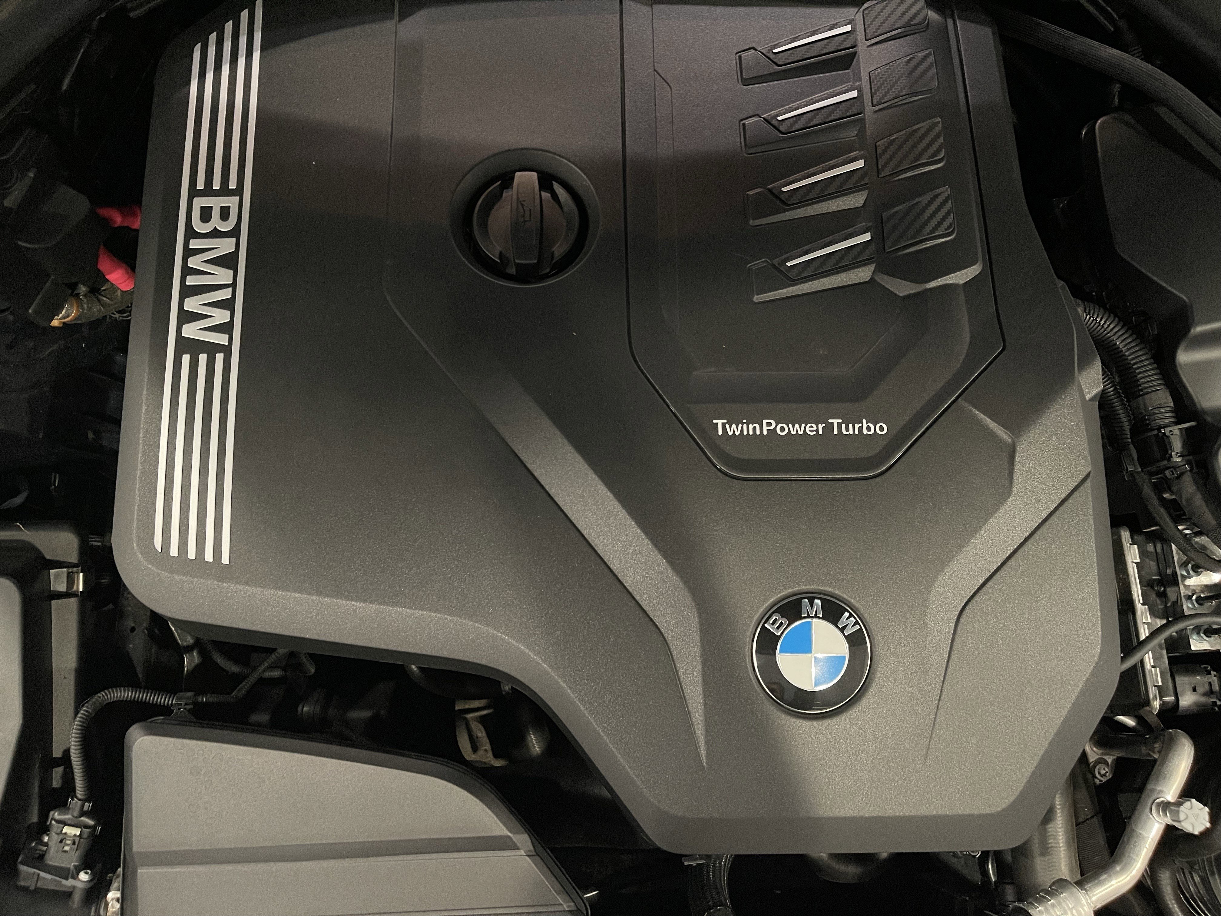 Used 2023 BMW 330i xDrive 330i xDrive w/ Driving Assistance Package image 27