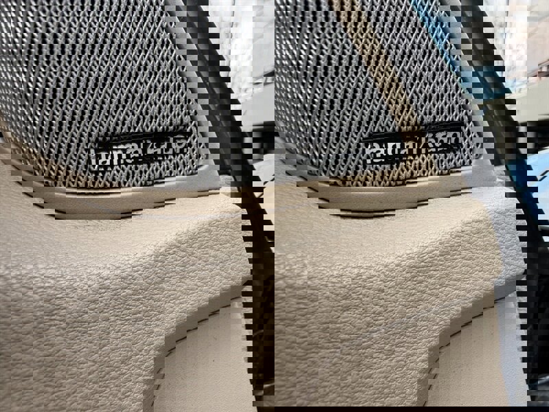 Used 2010 Mercedes-Benz E 550 Coupe image 17