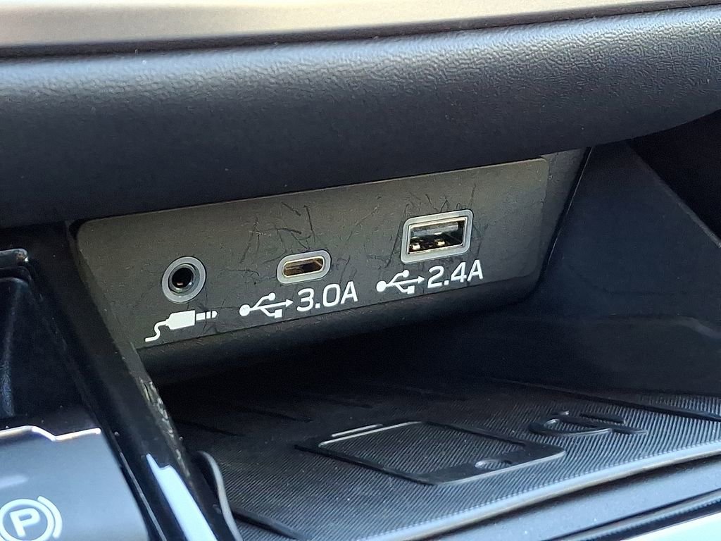 Used 2023 Subaru Legacy Limited image 22