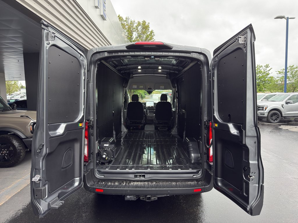 New 2026 Ford Transit 350 148 Medium Roof AWD image 7