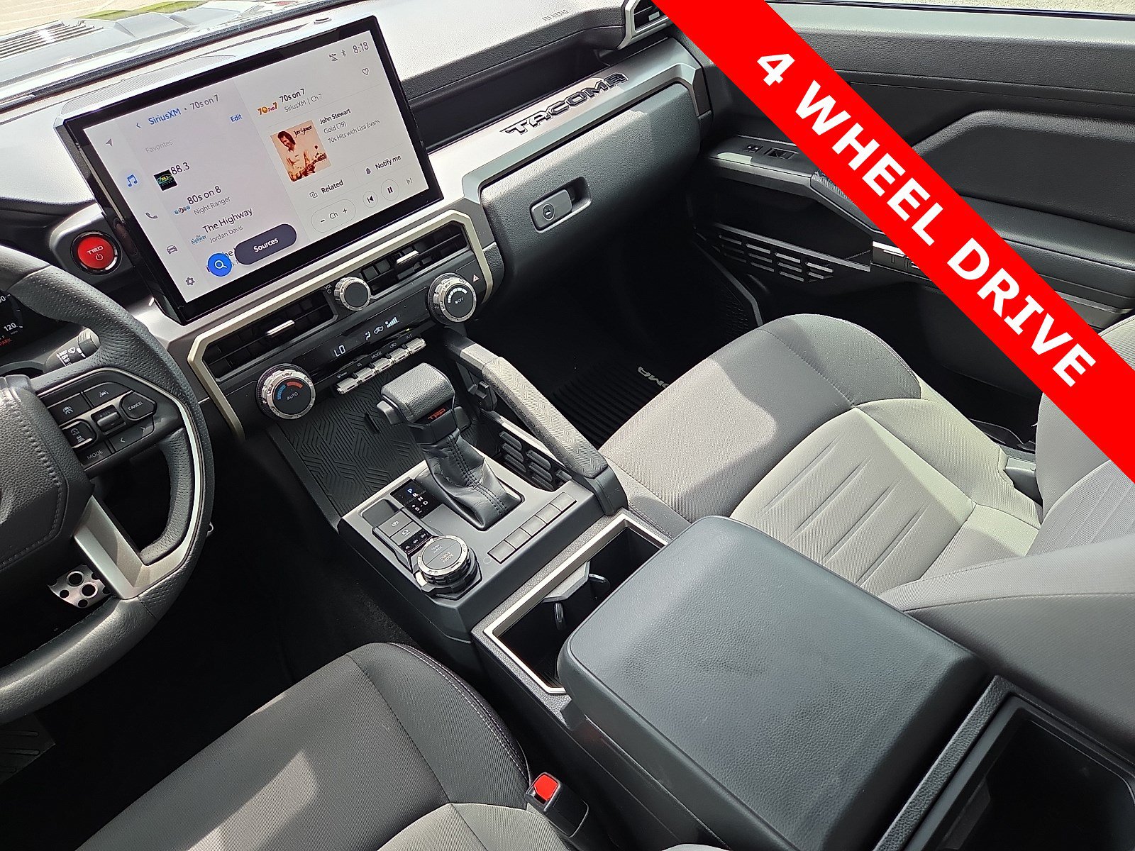 Used 2025 Toyota Tacoma TRD Sport AWD/4WD image 12