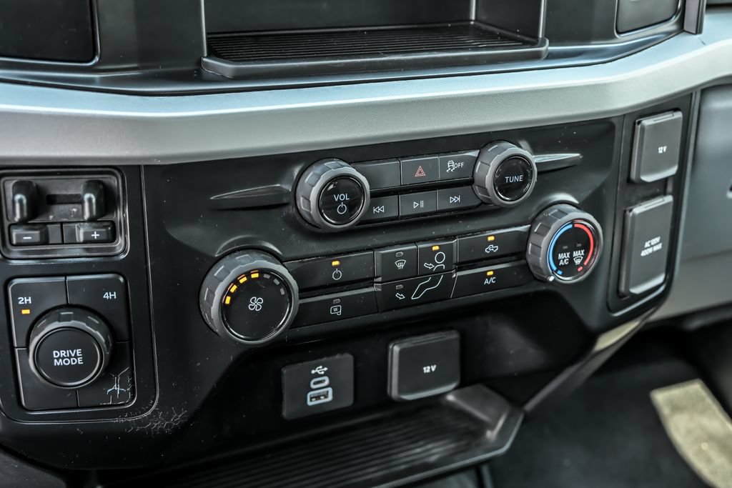 Certified 2025 Ford F250 XLT AWD/4WD image 24