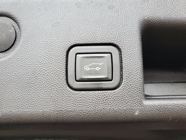 Certified 2023 Chevrolet Equinox RS w/ LPO, Floor Liner Package FWD image 12