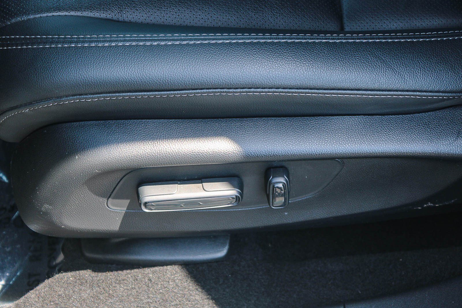 Certified 2025 Honda HR-V EX-L image 22