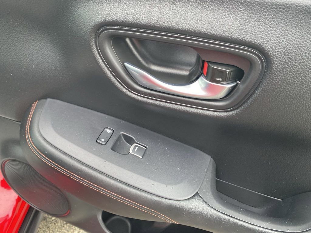 Used 2025 Honda HR-V Sport image 11
