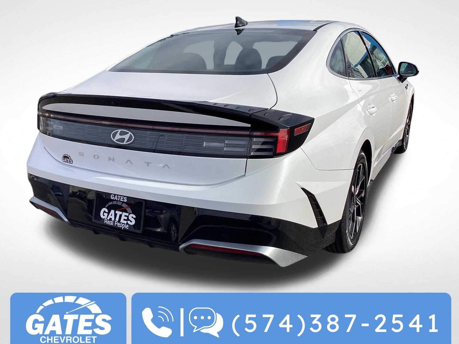 Used 2025 Hyundai Sonata SEL FWD image 9
