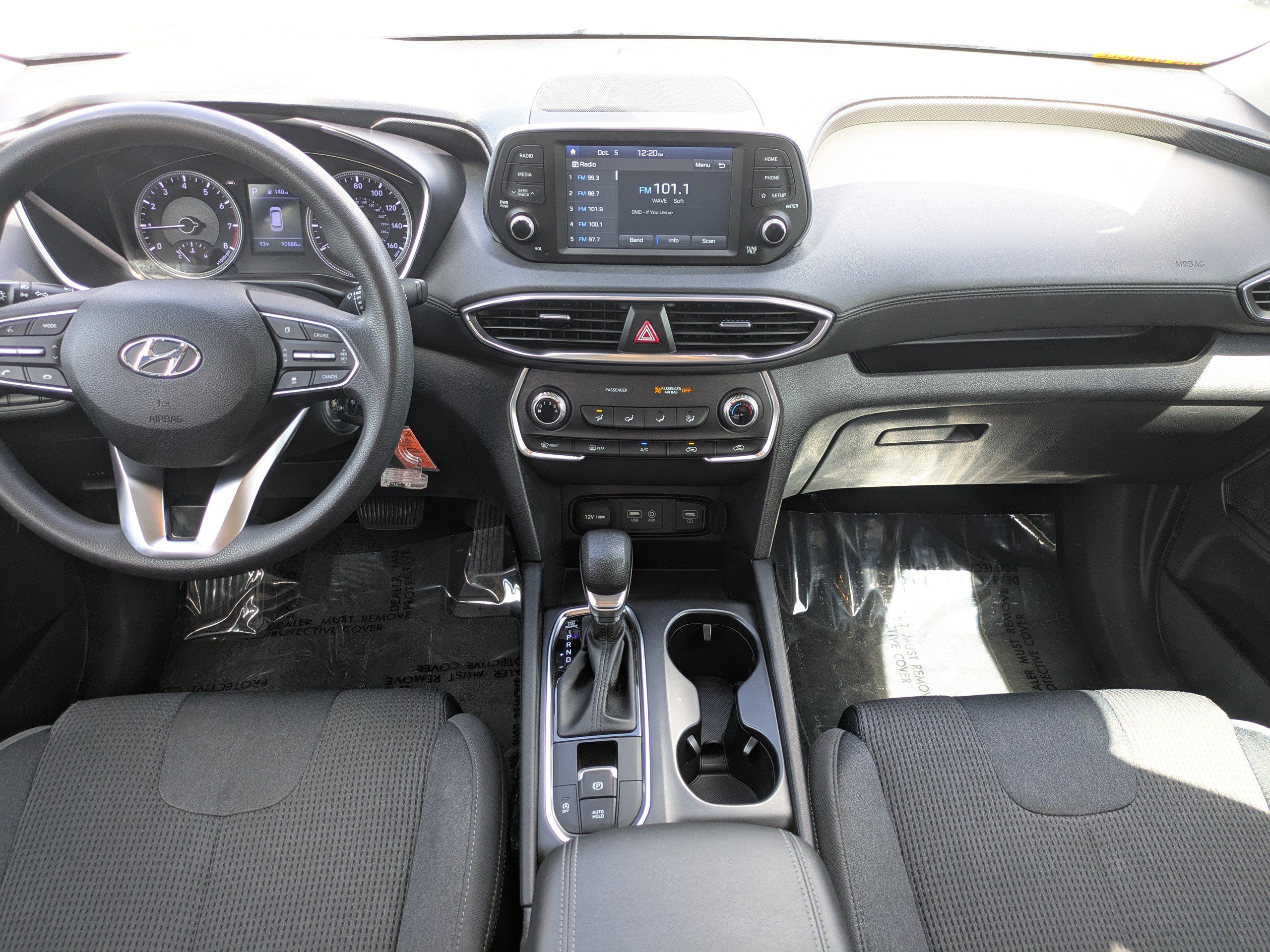 Used 2020 Hyundai Santa Fe SE FWD image 14