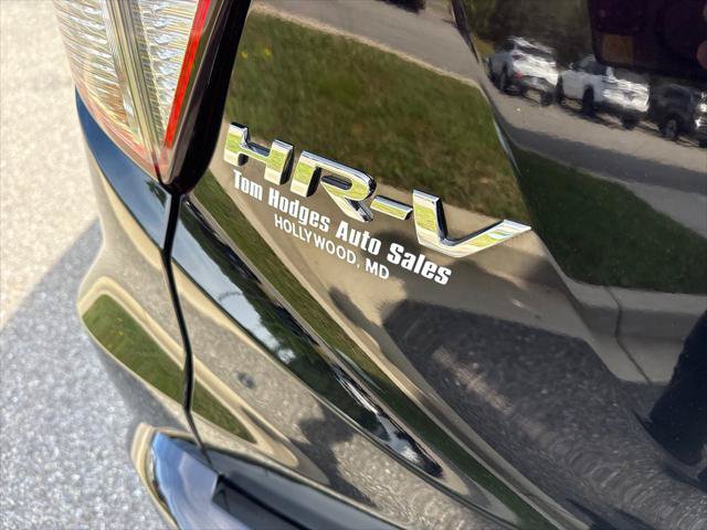 Used 2020 Honda HR-V Touring image 7