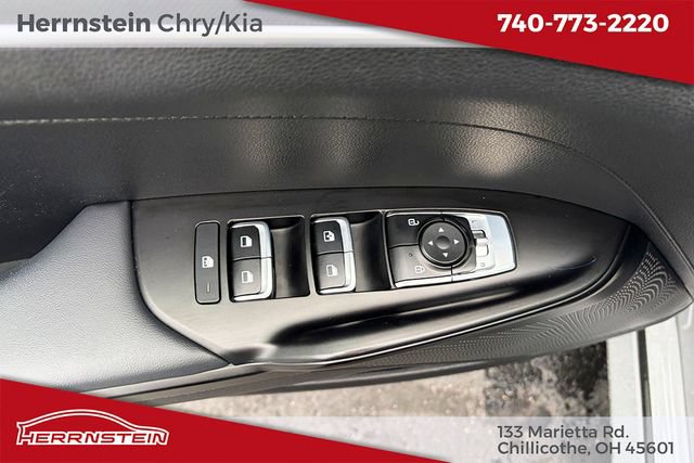 Used 2024 Kia K5 GT-Line AWD/4WD image 15