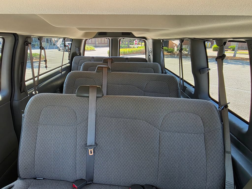 Certified 2025 Chevrolet Express 3500 LS RWD image 22