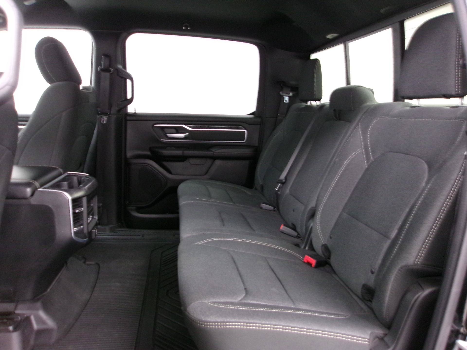 Used 2019 RAM 1500 Big Horn AWD/4WD image 8