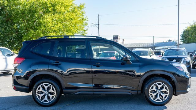 Used 2021 Subaru Forester Premium image 5