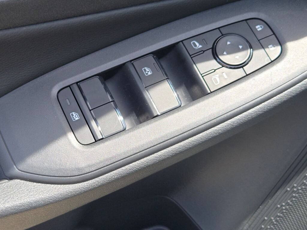 Used 2026 Nissan Sentra SV w/ SV Convenience Package FWD image 20