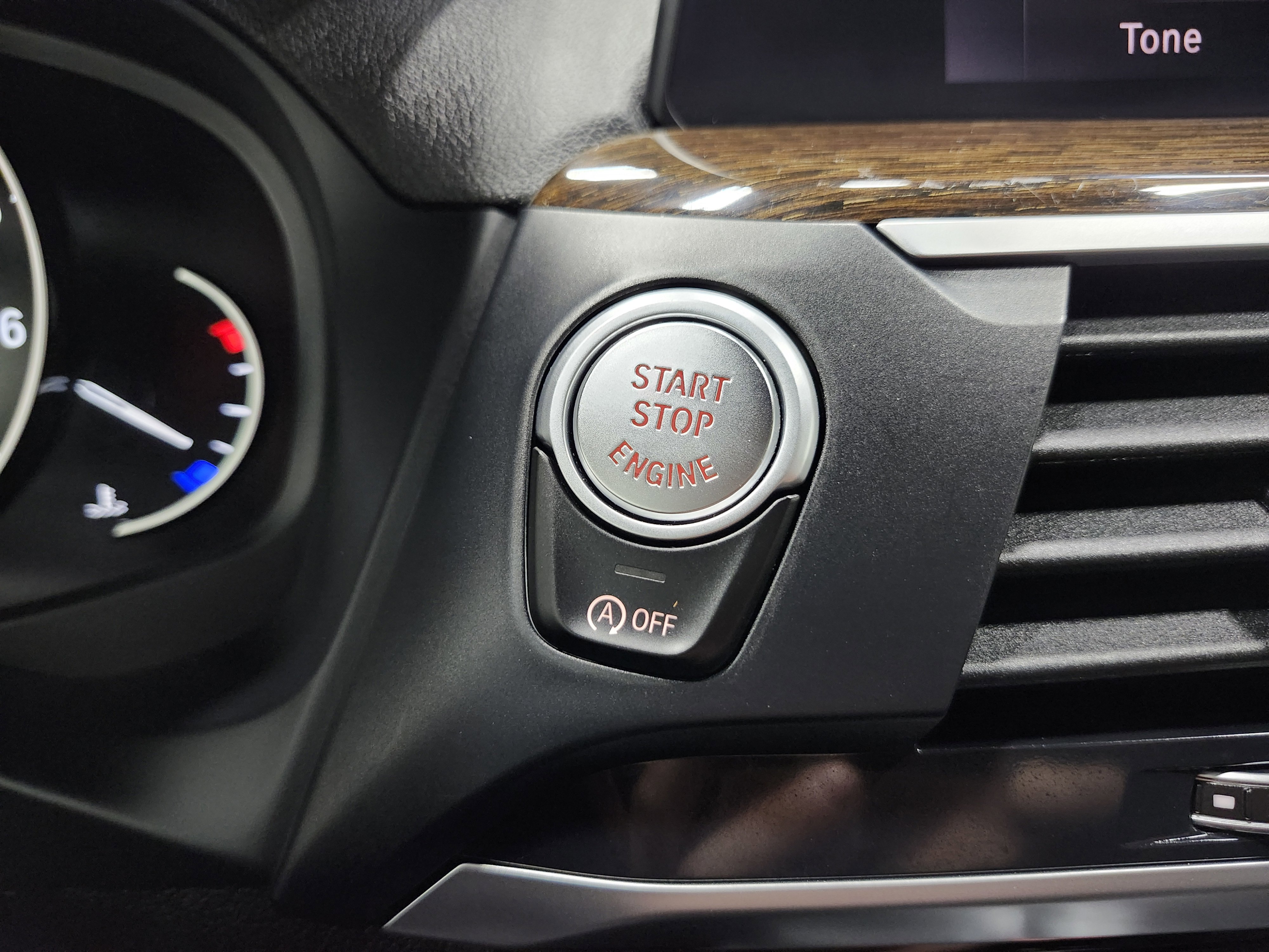 Used 2020 BMW X3 xDrive30i w/ Convenience Package image 9