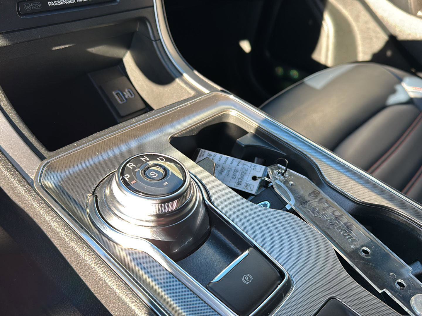 Used 2022 Ford Edge SEL w/ Sport Appearance Package image 23