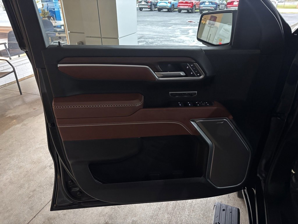 Used 2024 GMC Sierra 1500 Denali Ultimate image 7
