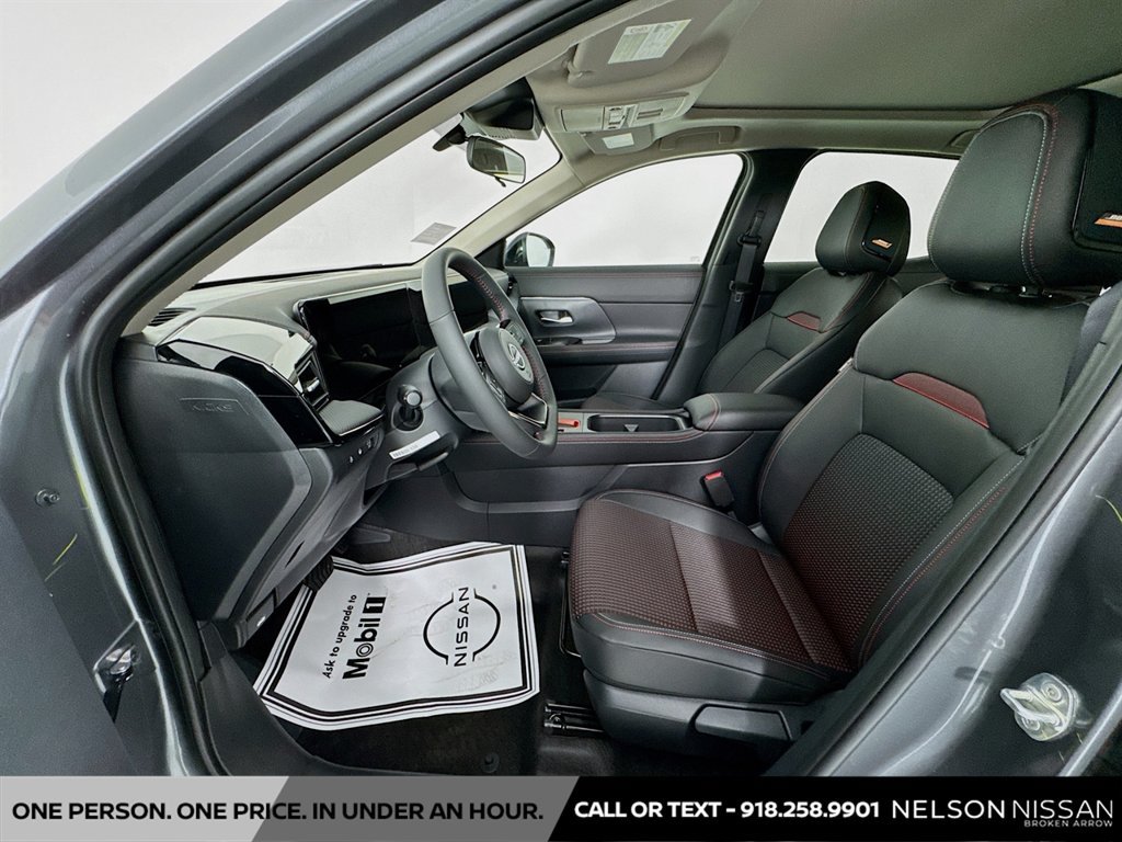 New 2026 Nissan Kicks SR w/ SR Premium Package FWD image 21
