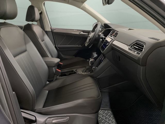 Used 2022 Volkswagen Tiguan SE FWD image 77