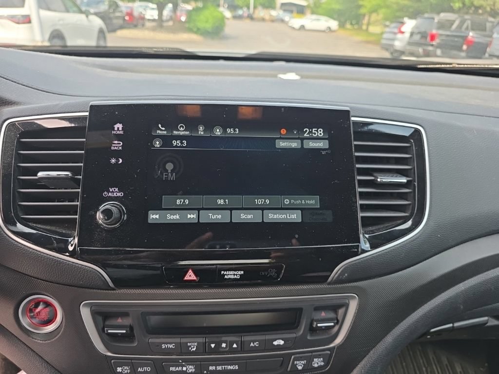Used 2023 Honda Passport TrailSport image 16
