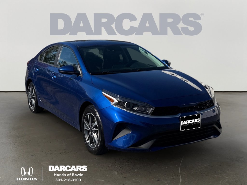 Used 2023 Kia Forte LXS FWD image 1