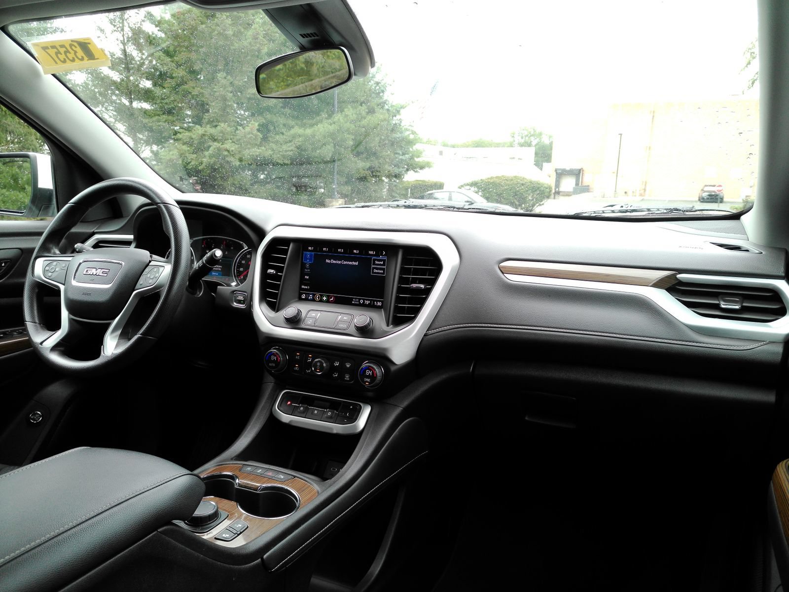 Certified 2023 GMC Acadia SLE w/ Driver Convenience Package AWD/4WD image 16