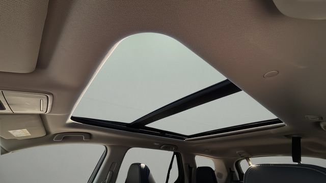 Used 2025 Honda Pilot Touring image 19