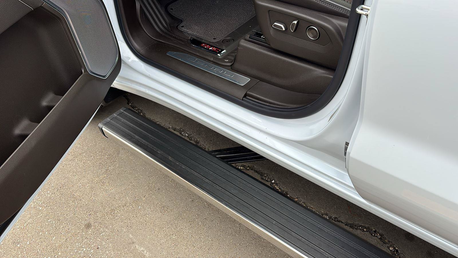 New 2026 GMC Sierra 1500 Denali AWD/4WD image 17