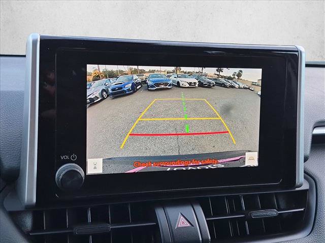 Used 2025 Toyota RAV4 XLE FWD image 14