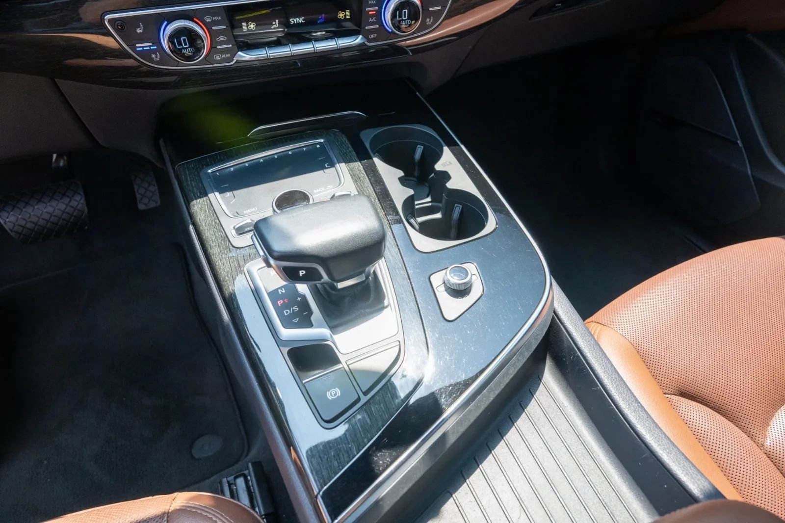 Used 2019 Audi Q7 3.0T Prestige AWD/4WD image 23