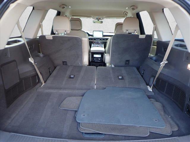 Used 2020 Lincoln Aviator Reserve w/ Elements Package Plus image 8