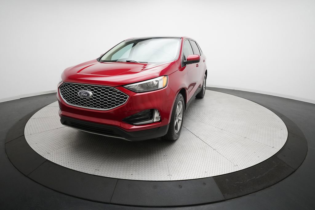 Used 2024 Ford Edge SEL w/ Convenience Package image 11