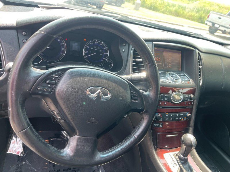 Used 2016 INFINITI QX50 AWD w/ Premium Package image 16