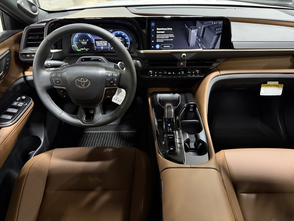 New 2025 Toyota Crown Signia Limited image 19